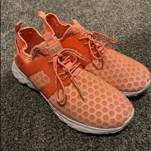 Hey dude! Women’s shoes